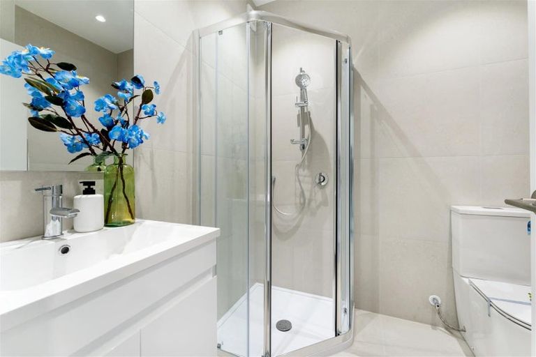 Photo of property in 8 Parenga Lane, Kumeu, 0810