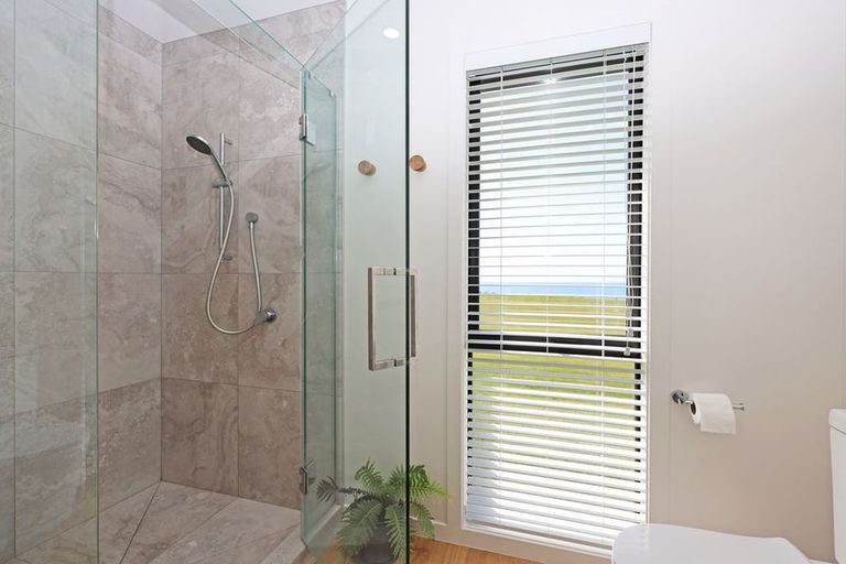 Photo of property in 55 Gardiners Road, Awamoa, Oamaru, 9495