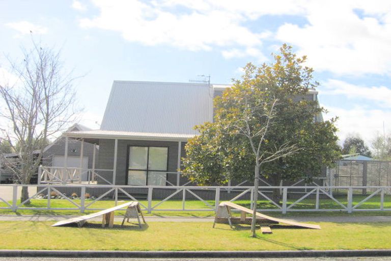 Photo of property in 6 Logan Avenue, Wharewaka, Taupo, 3330