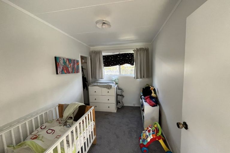 Photo of property in 16a Rua Street, Lyall Bay, Wellington, 6022