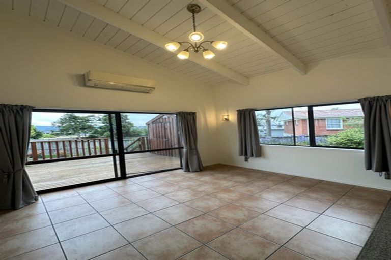 Photo of property in 59a View Road, Henderson, Auckland, 0612