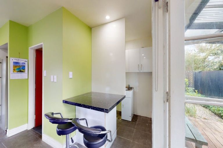 Photo of property in 3 Queen Street, Aramoho, Whanganui, 4500