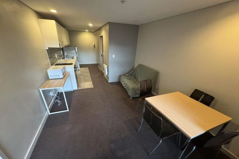 Photo of property in 14a La Perouse Street, Botany Downs, Auckland, 2010