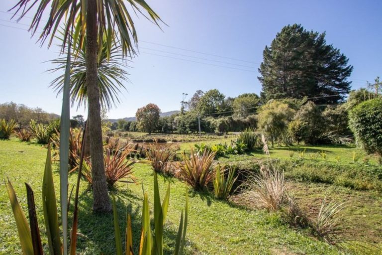 Photo of property in 148a Akatarawa Road, Reikorangi, Waikanae, 5391