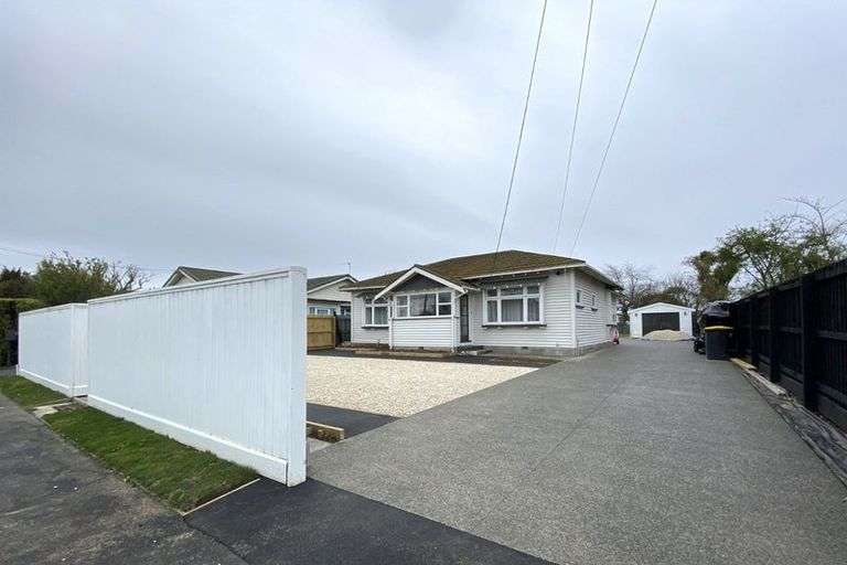 Photo of property in 57 Stapletons Road, Richmond, Christchurch, 8013