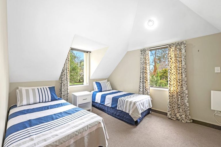 Photo of property in 1/37c Glenharrow Avenue, Avonhead, Christchurch, 8042