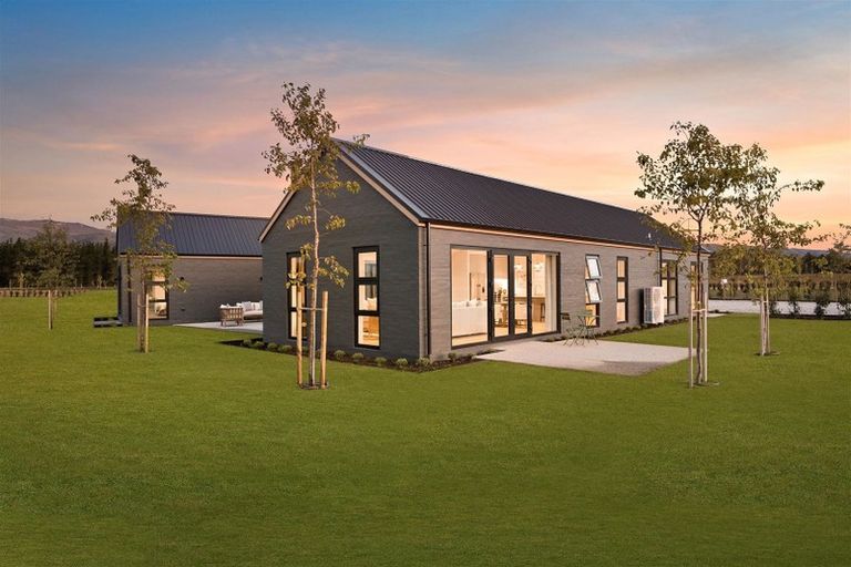 Photo of property in 77 Stone Drive, Cromwell, 9384