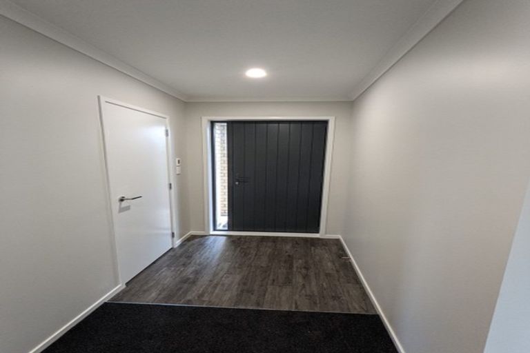 Photo of property in 5a Mckenzie Street, Levin, 5510