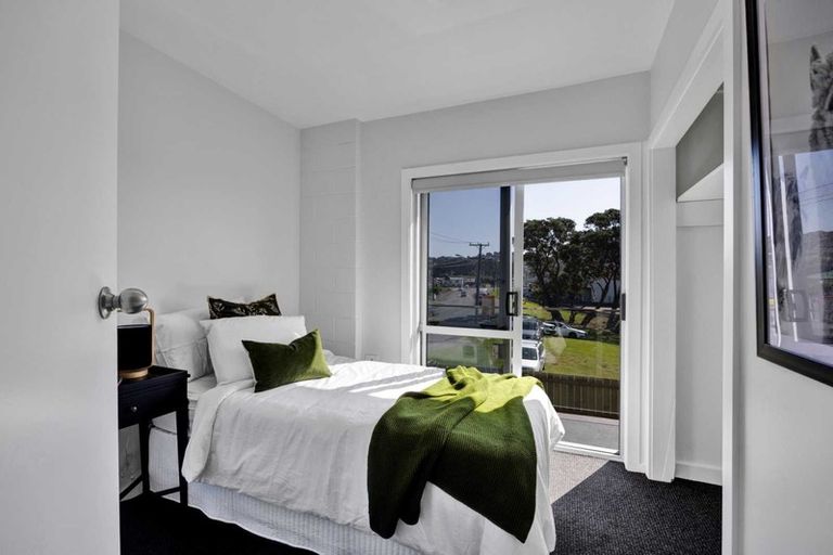 Photo of property in 38b Breakwater Road, Moturoa, New Plymouth, 4310