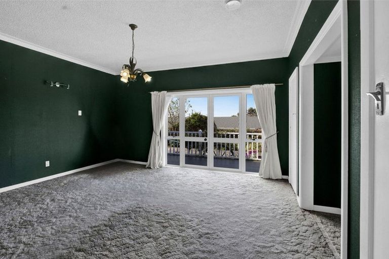 Photo of property in 35 Campbell Street, Hawera, 4610