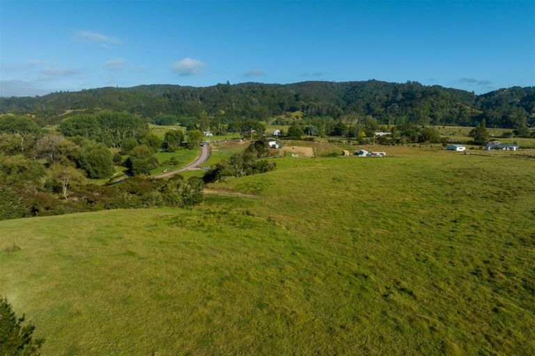 Photo of property in 21 Doel Road, Awanui, 0486