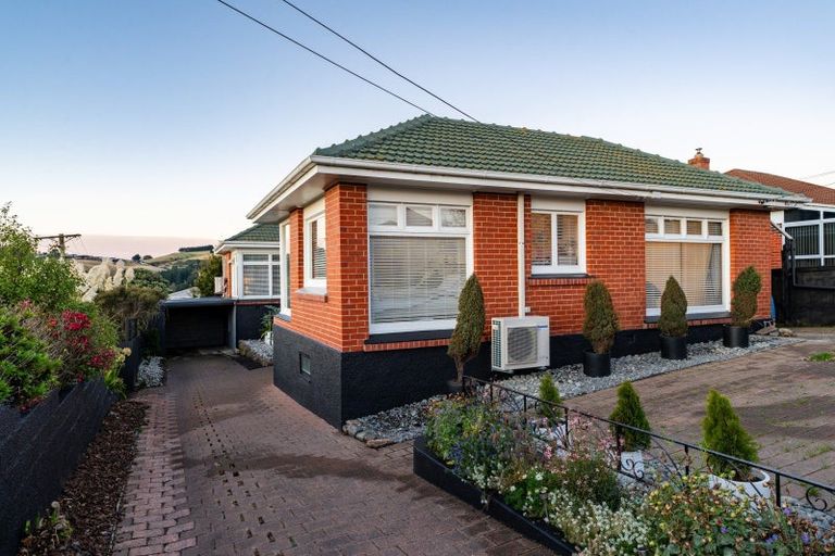 Photo of property in 43 Duckworth Street, Andersons Bay, Dunedin, 9013
