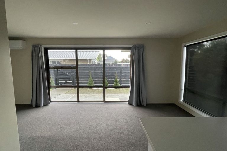 Photo of property in 1/78 Middlepark Road, Sockburn, Christchurch, 8042
