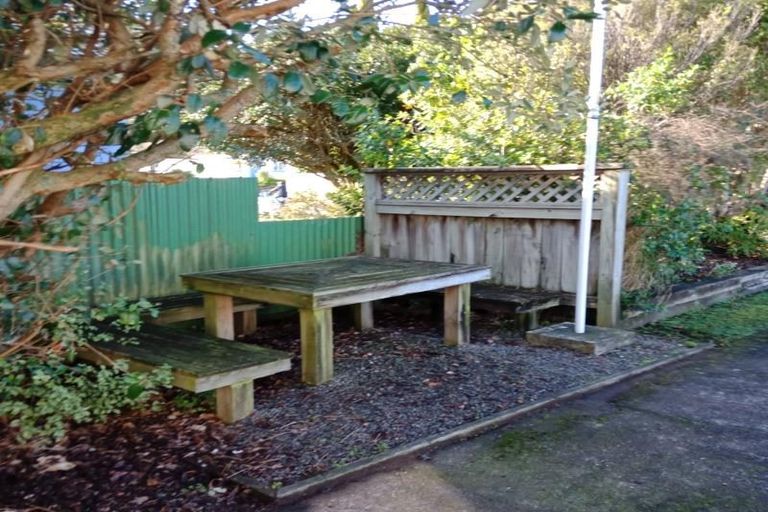 Photo of property in 78 Stokes Valley Road, Stokes Valley, Lower Hutt, 5019