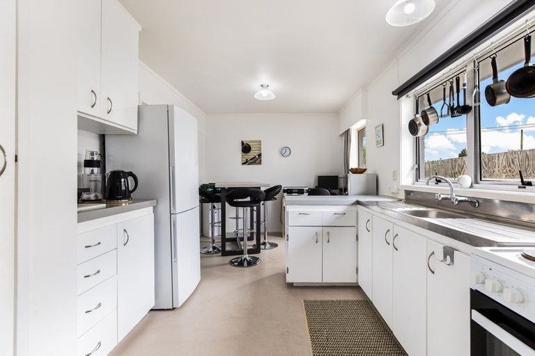 Photo of property in 40 Browning Street, Leamington, Cambridge, 3432