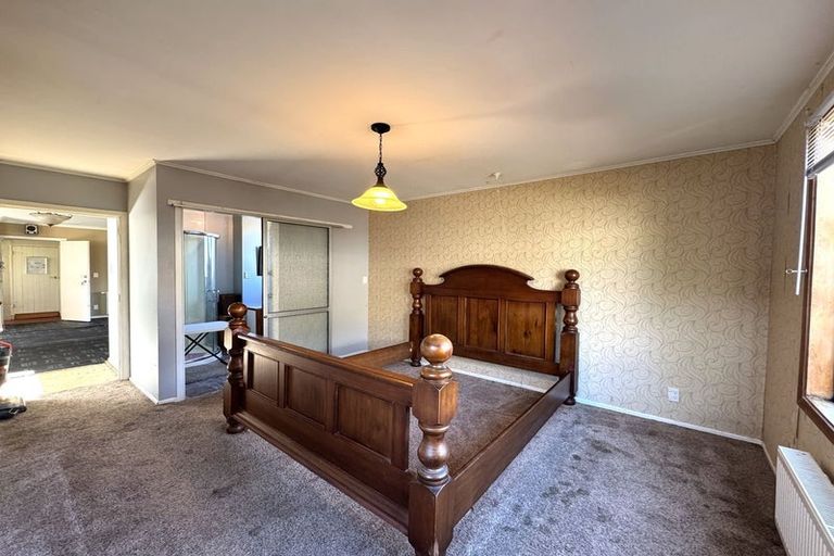 Photo of property in 93 Main Road, Clinton, 9534