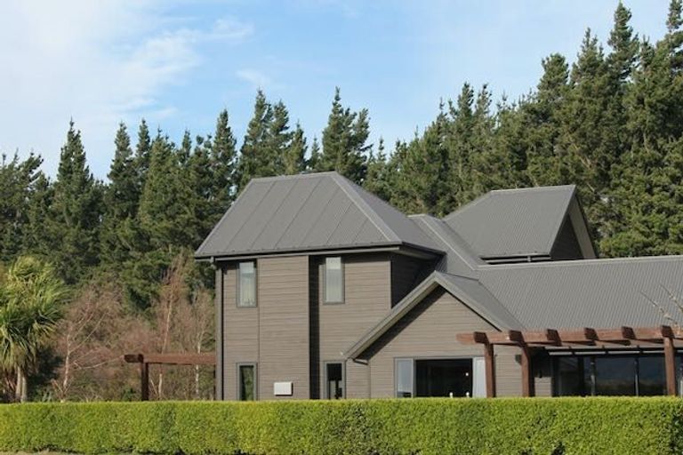 Photo of property in 623 Coleridge Road, Windwhistle, Hororata, 7572