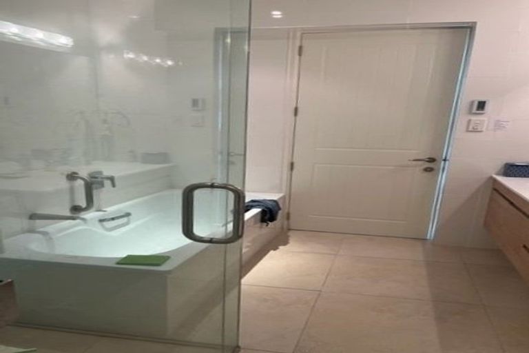 Photo of property in 16 Parkland Rise, Omokoroa, 3114