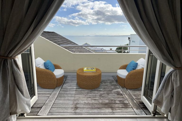 Photo of property in 2/17a William Street, Takapuna, Auckland, 0622