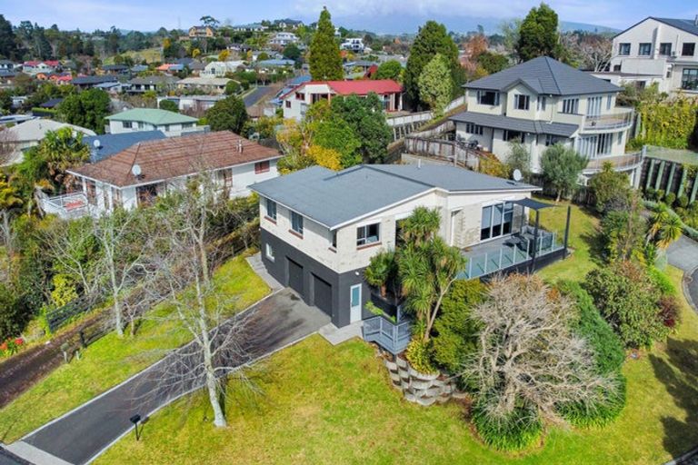 Photo of property in 9 Cabot Place, Frankleigh Park, New Plymouth, 4310