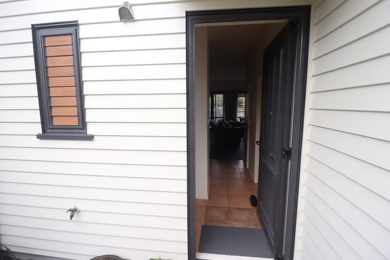 Photo of property in 11/3 The Avenue, Albany, Auckland, 0632