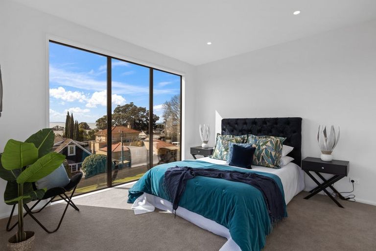 Photo of property in 23 Frater Avenue, Milford, Auckland, 0620