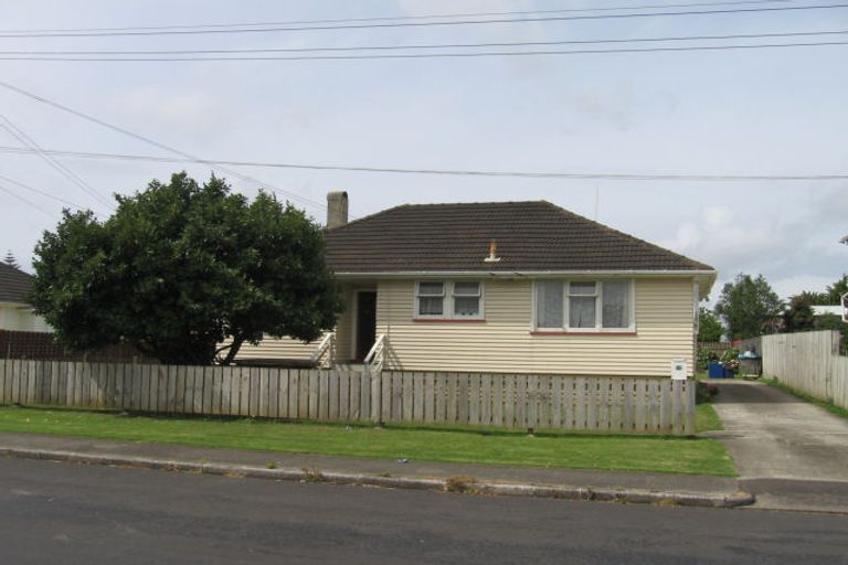 Photo of property in 76 Jolson Road, Mount Wellington, Auckland, 1062