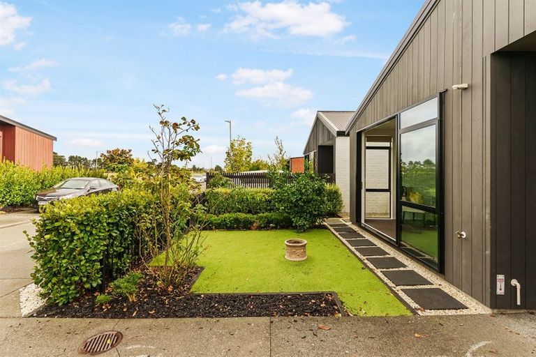 Photo of property in 9 Lieutenant Lane, Papakura, 2110