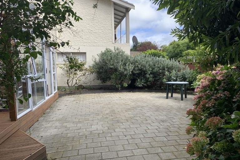 Photo of property in 6/74 Picton Avenue, Riccarton, Christchurch, 8011