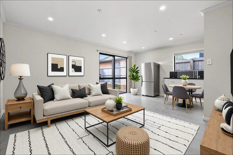 Photo of property in 32 Eastland Road, Flat Bush, Auckland, 2019