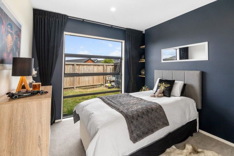 Photo of property in 7 Lesser Close, Rolleston, 7615