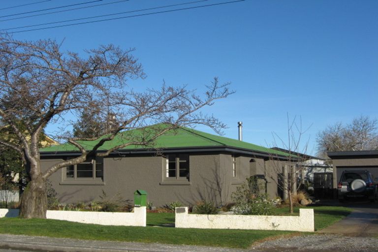 Photo of property in 230 Park Street, Winton, 9720