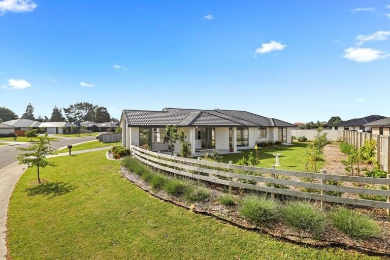 Photo of property in 16 Awanui Avenue, Te Kauwhata, 3710