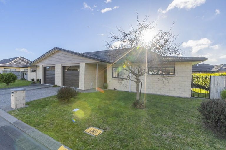 Photo of property in Georgia Estate, 12/3 Georgia Grove, Paraparaumu, 5032