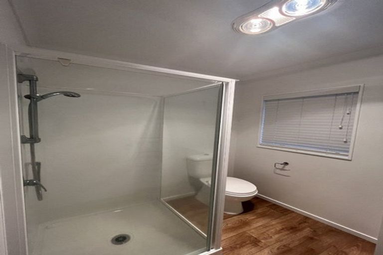 Photo of property in 15b John Court Street, Birkenhead, Auckland, 0626