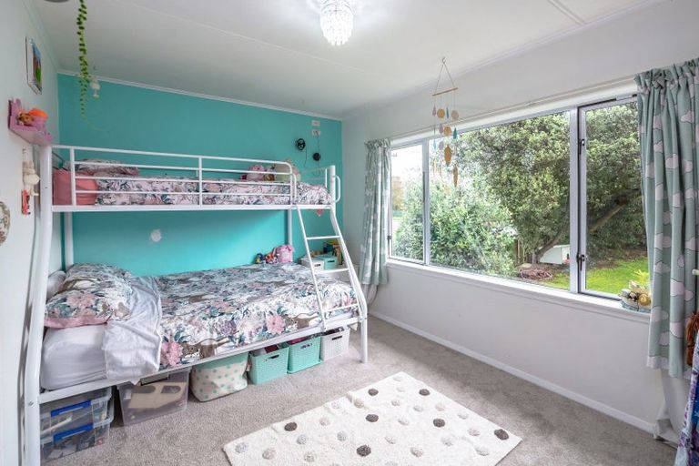 Photo of property in 37 Taverner Street, Carterton, 5713