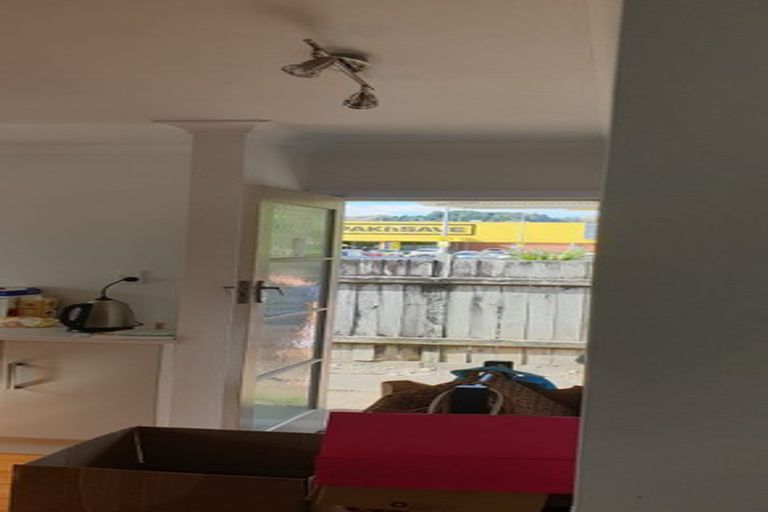 Photo of property in 28 Gibbons Street, Upper Hutt Central, Upper Hutt, 5018