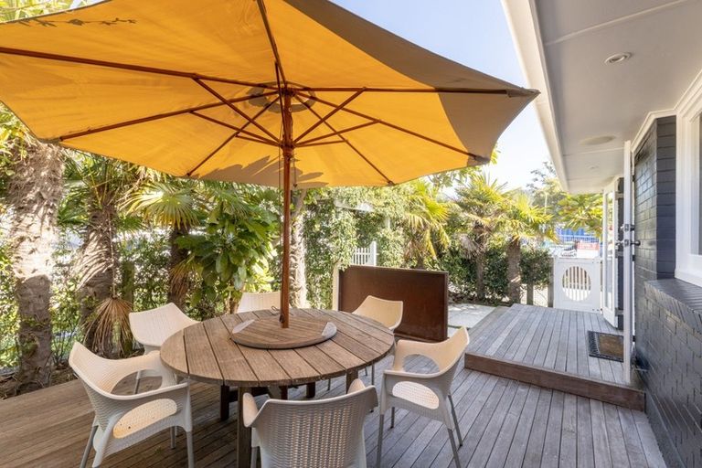 Photo of property in 5 Ngarata Avenue, Mount Maunganui, 3116