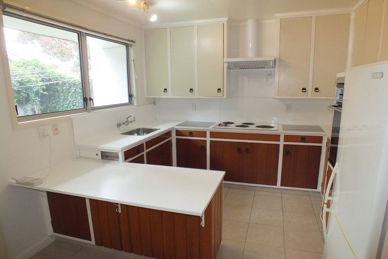 Photo of property in 2/26a Colligan Street, Upper Riccarton, Christchurch, 8041