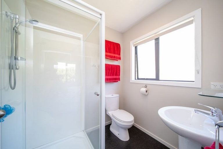 Photo of property in 60 Shields Street, Clyde, 9330