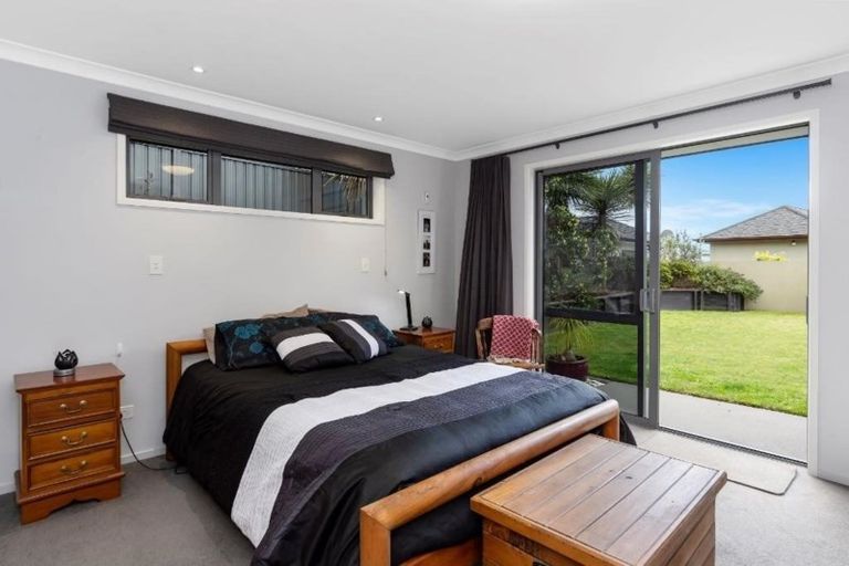 Photo of property in 24 Louise Drive, Ohauiti, Tauranga, 3112