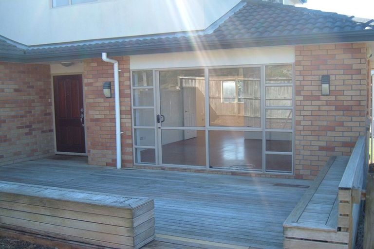Photo of property in 17a Tomo Street, New Lynn, Auckland, 0600