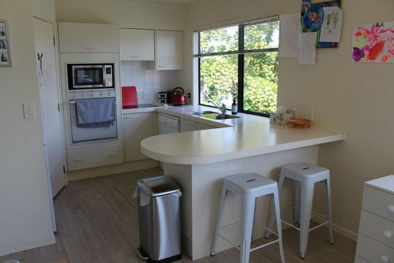 Photo of property in 2/18 Gillard Place, Eastern Beach, Auckland, 2012