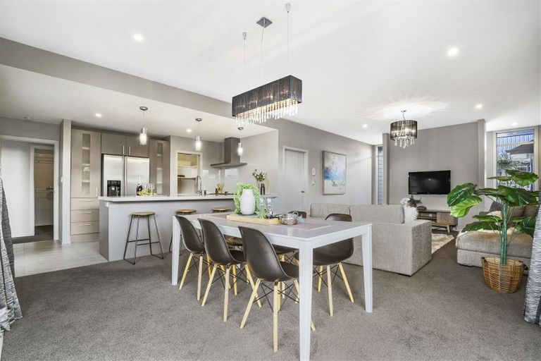 Photo of property in 12 The Rocks, Flagstaff, Hamilton, 3210