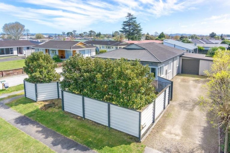 Photo of property in 7 Hilton Road, St Andrews, Hamilton, 3200