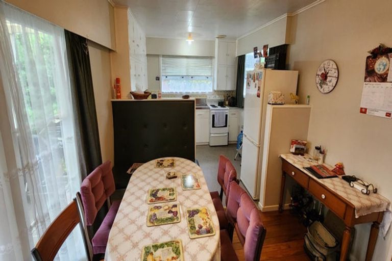 Photo of property in 118 Frankley Road, Frankleigh Park, New Plymouth, 4310