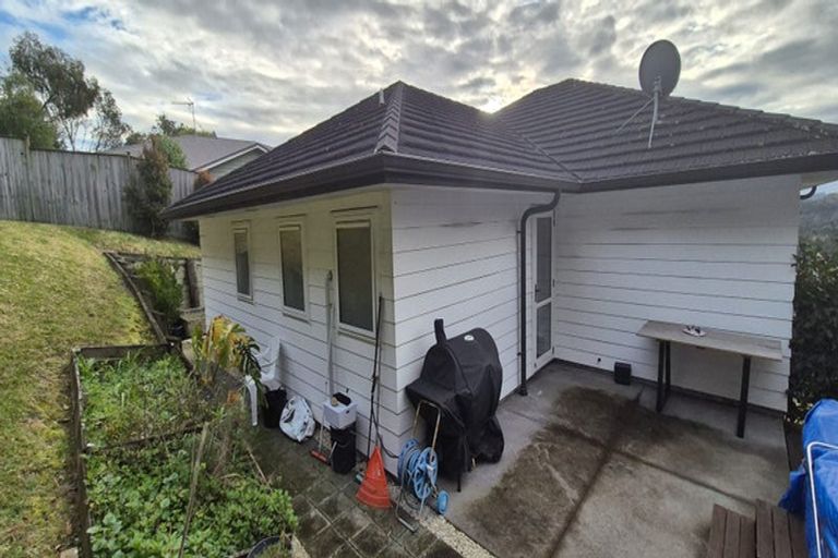 Photo of property in 3 Viridian Lane, Greenhithe, Auckland, 0632