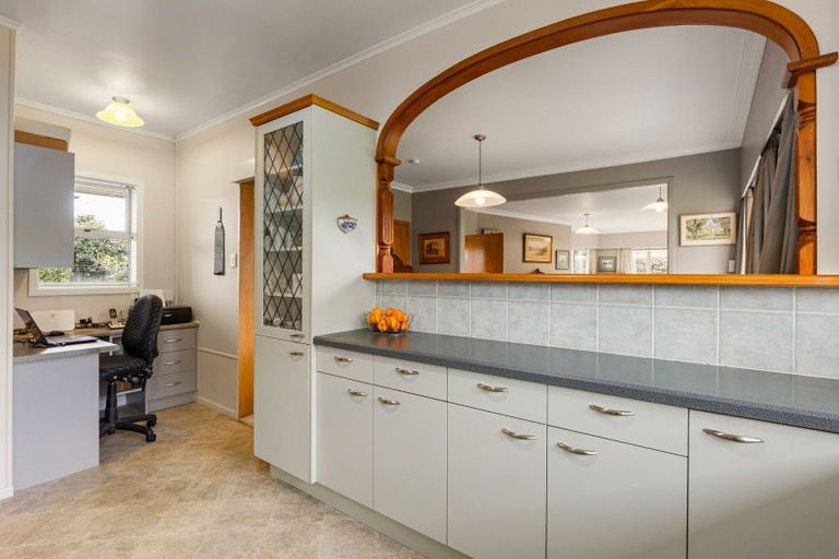 Photo of property in 24 Queen Street, Cambridge, 3434