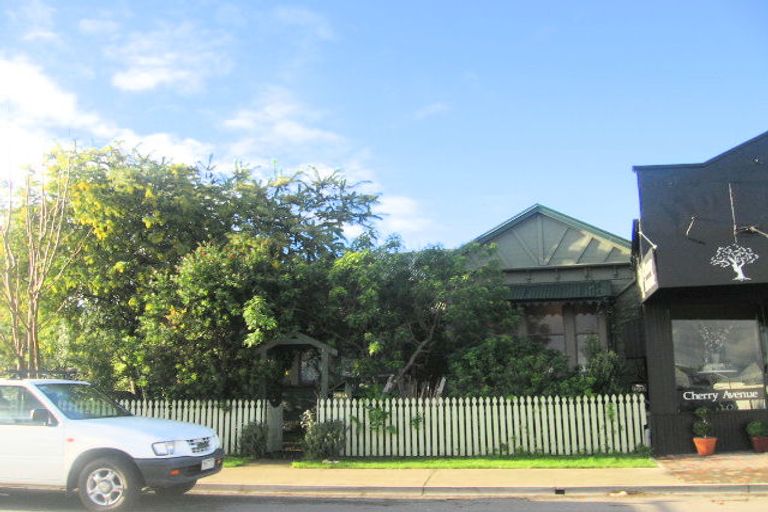 Photo of property in 906 Heretaunga Street East, 906 Heretaunga Street East, Parkvale, Hastings, 4122