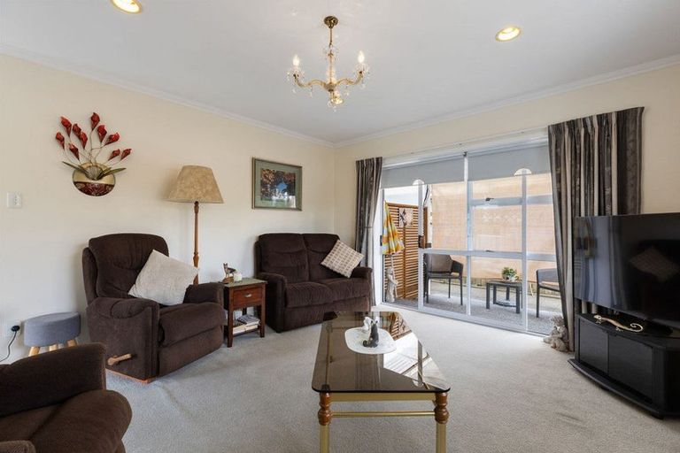 Photo of property in 137b Taylor Street, Cambridge, 3434